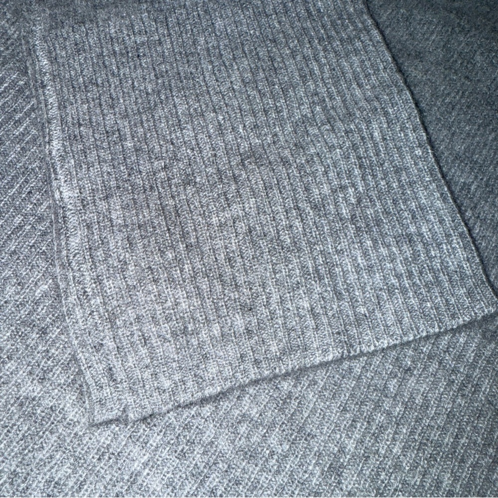 Rachel Zoe Women Long Sleeves 100% 2Ply Cashmere Luxury Sweater Size Small Gray - Picture 3 of 8